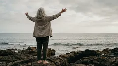 Wie du die Angst vor dem Älterwerden verlierst, wenn Sorgen um deinen Körper dich ständig begleiten